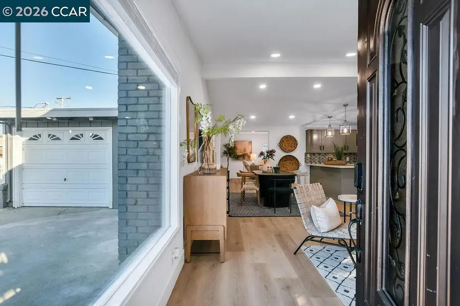 26827 Peterman Ave, Hayward, CA 94545 - #2