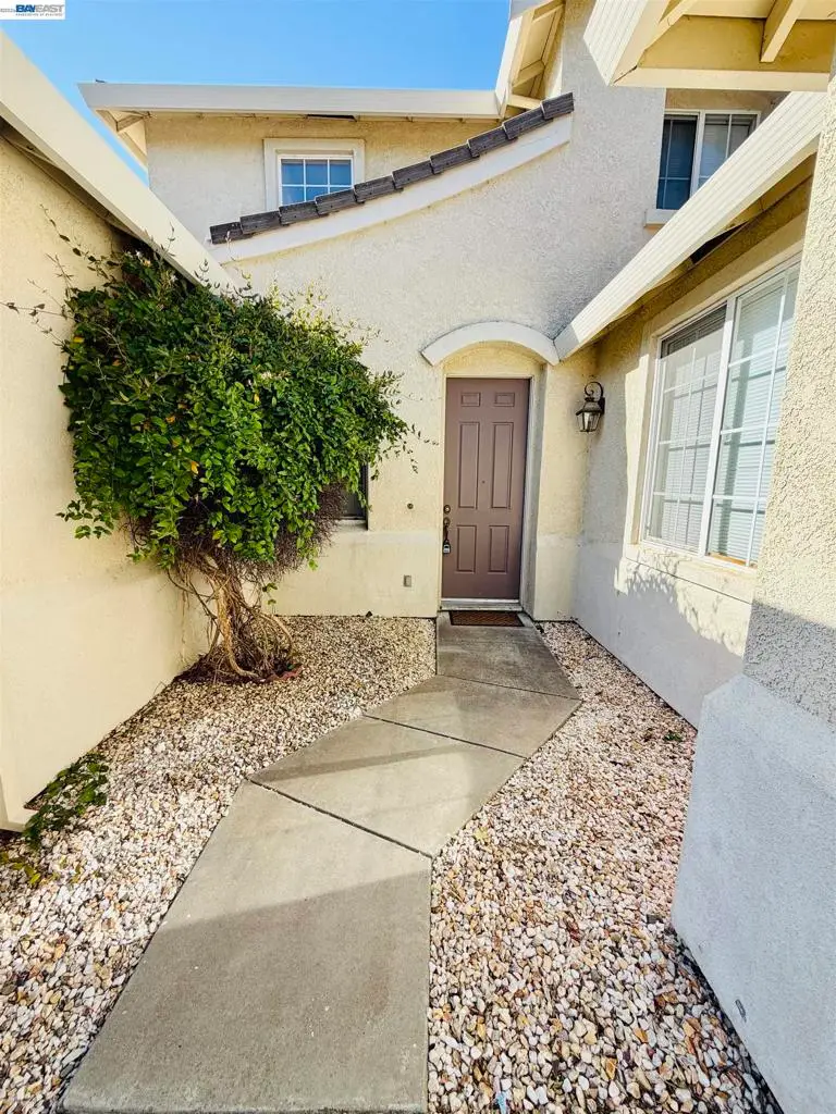 2126 Shenandoah Drive, Tracy, CA 95377 - #2