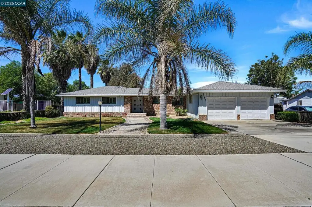2585 S Macarthur Dr, Tracy, CA 95376 - #1