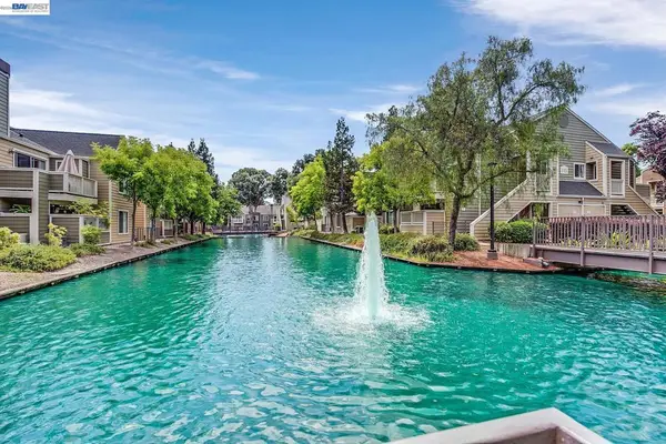 150 Reflections Drive #13, San Ramon, CA 94583
