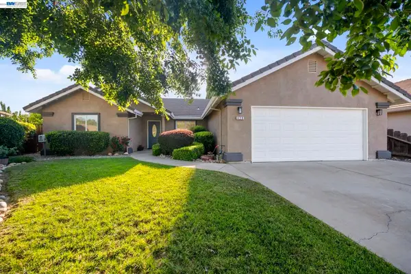 429 Chaffee Ln, Waterford, CA 95386
