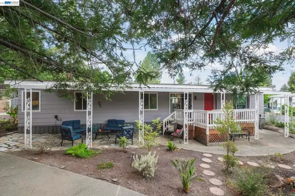 3231 Vineyard Ave., #70, Pleasanton, CA 94566