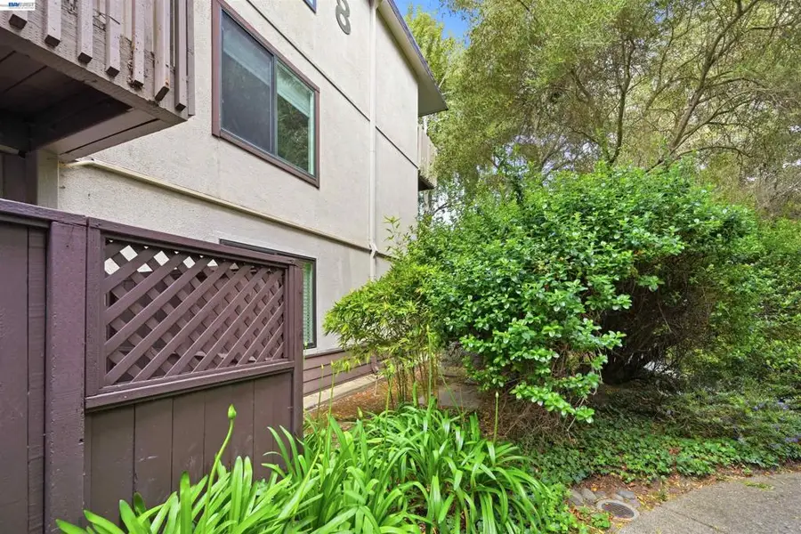8246 Shelter Creek Ln #8246, San Bruno, CA 94066 - #3
