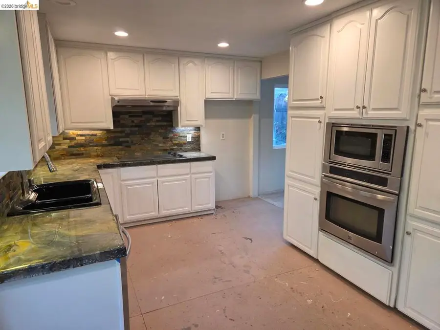 9206 Decatur Dr, Stockton, CA 95209 - #2