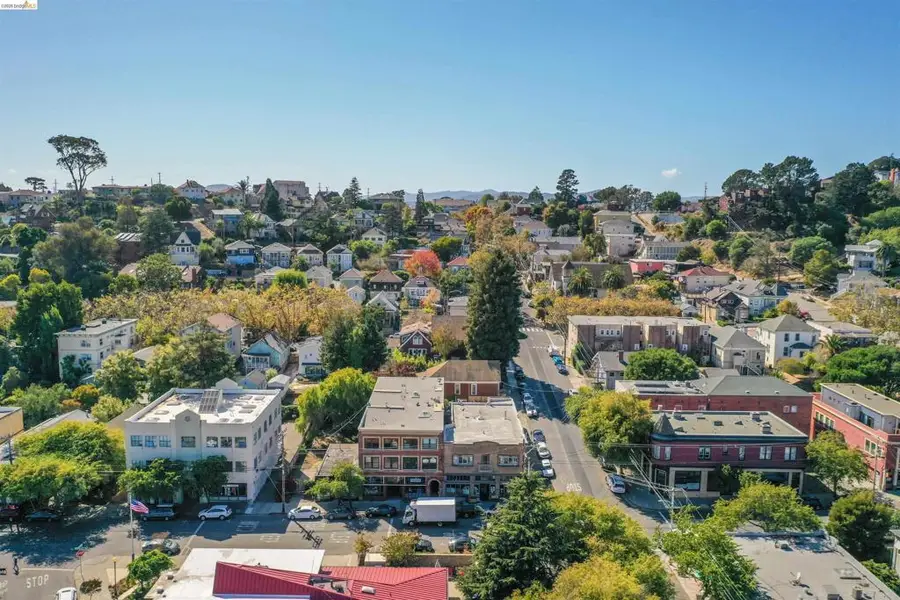 147 W Richmond Ave, Richmond, CA 94801 - #2