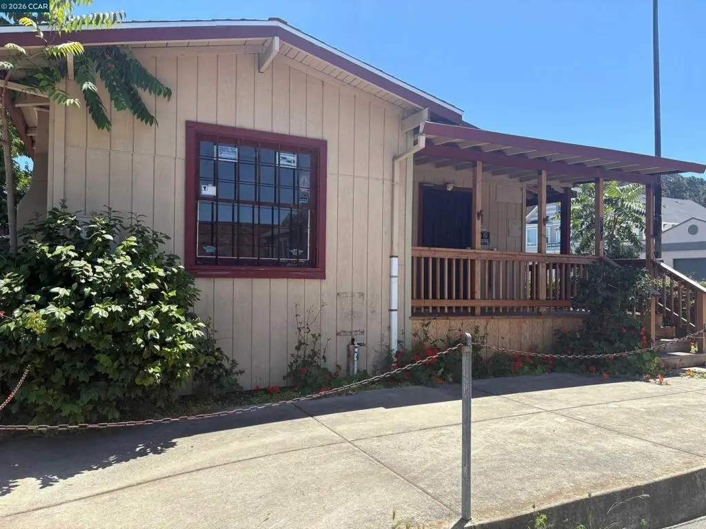 516 Ward St, Martinez, CA 94553 - #1