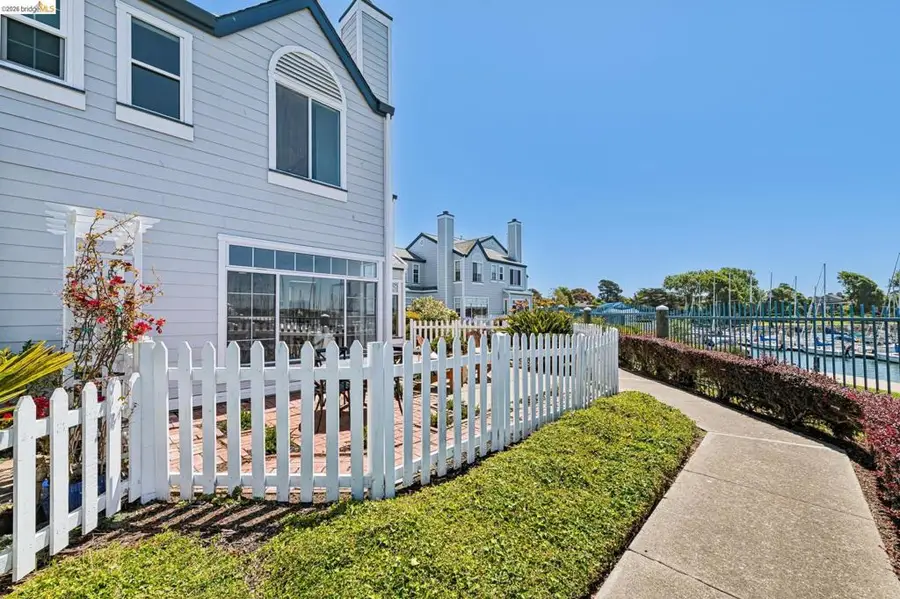 807 Commodore Drive, Richmond, CA 94804 - #2