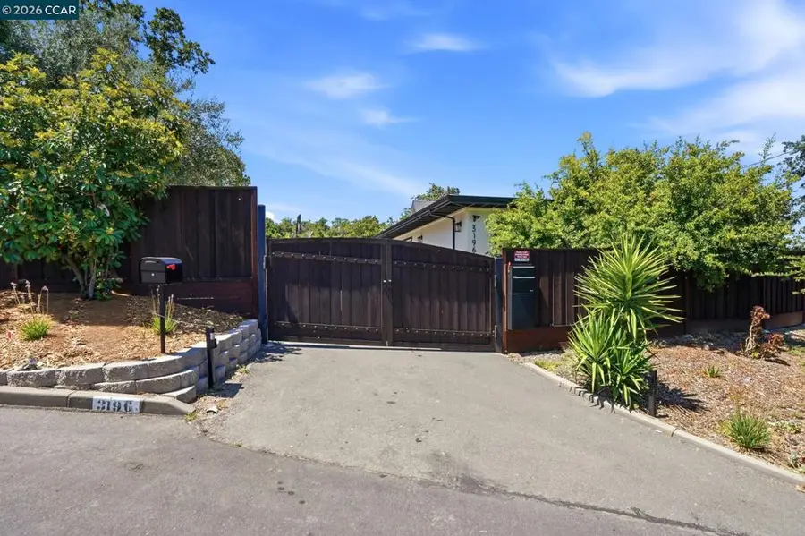 3196 Diablo View Rd, Lafayette, CA 94549 - #2