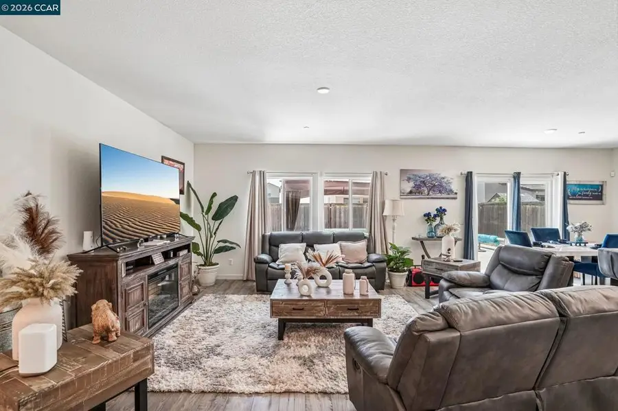 6828 Oakum Way, Stockton, CA 95219 - #3