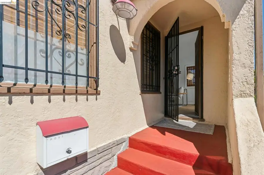 7650 Ney Ave, Oakland, CA 94605 - #3
