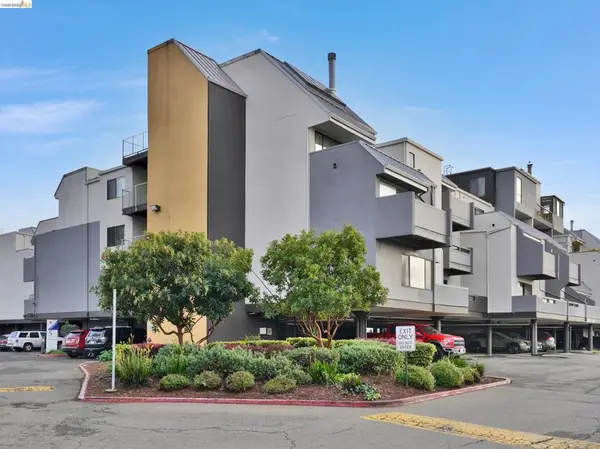 5 Embarcadero West #322, Oakland, CA 94607