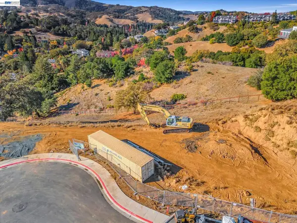 30 The Nines, Lafayette, CA 94549