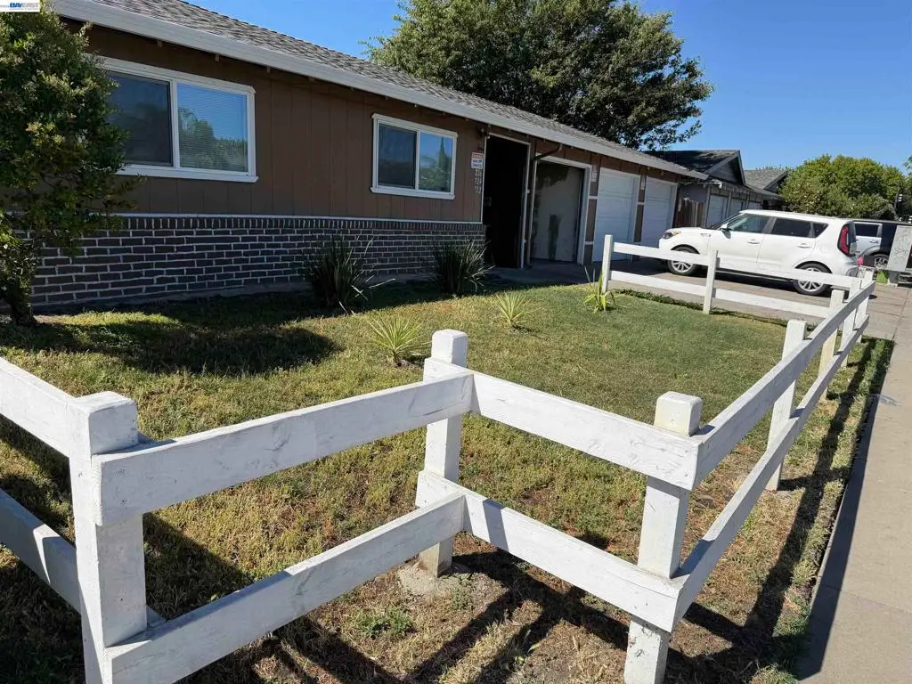722 E Swain Rd, Stockton, CA 95207 - #1
