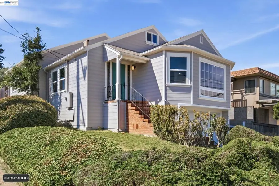 5901 Burlingame Ave, Richmond, CA 94804 - #2