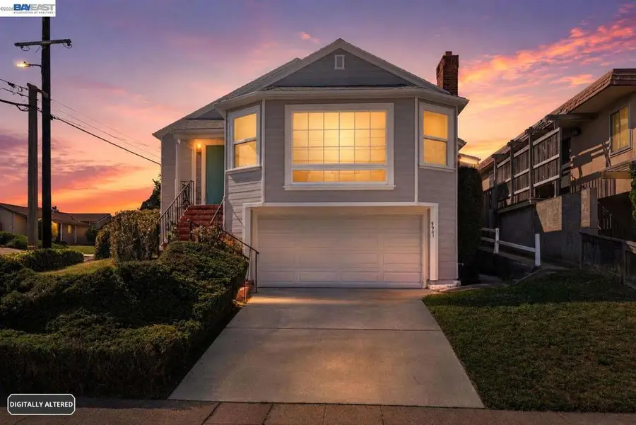 5901 Burlingame Ave, Richmond, CA 94804 - #3