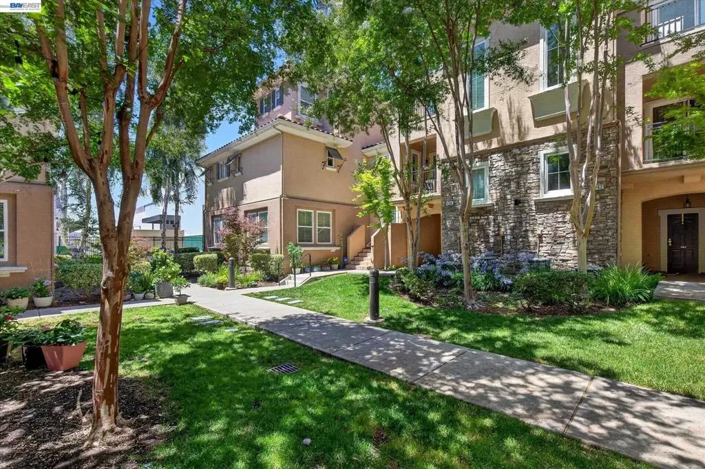 4366 Fitzwilliam St, Dublin, CA 94568 - #1