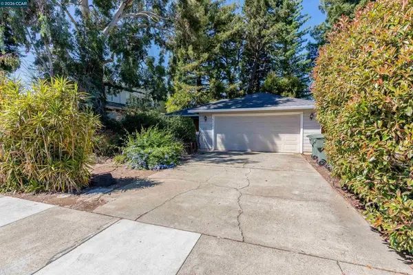 4175 Coulombe Dr, Palo Alto, CA 94306