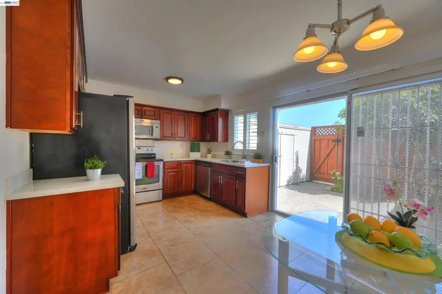 2322 Belvedere Ave, San Leandro, CA 94577 - #3