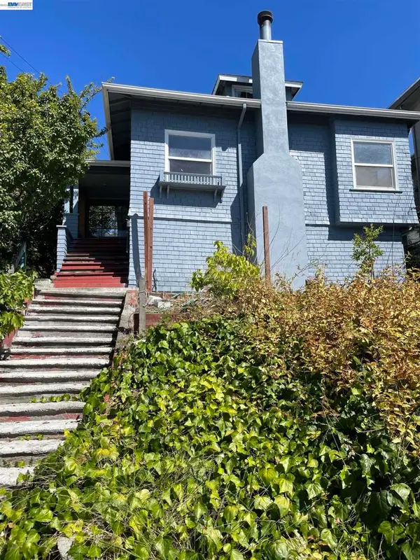 770 Walker Ave, Oakland, CA 94610
