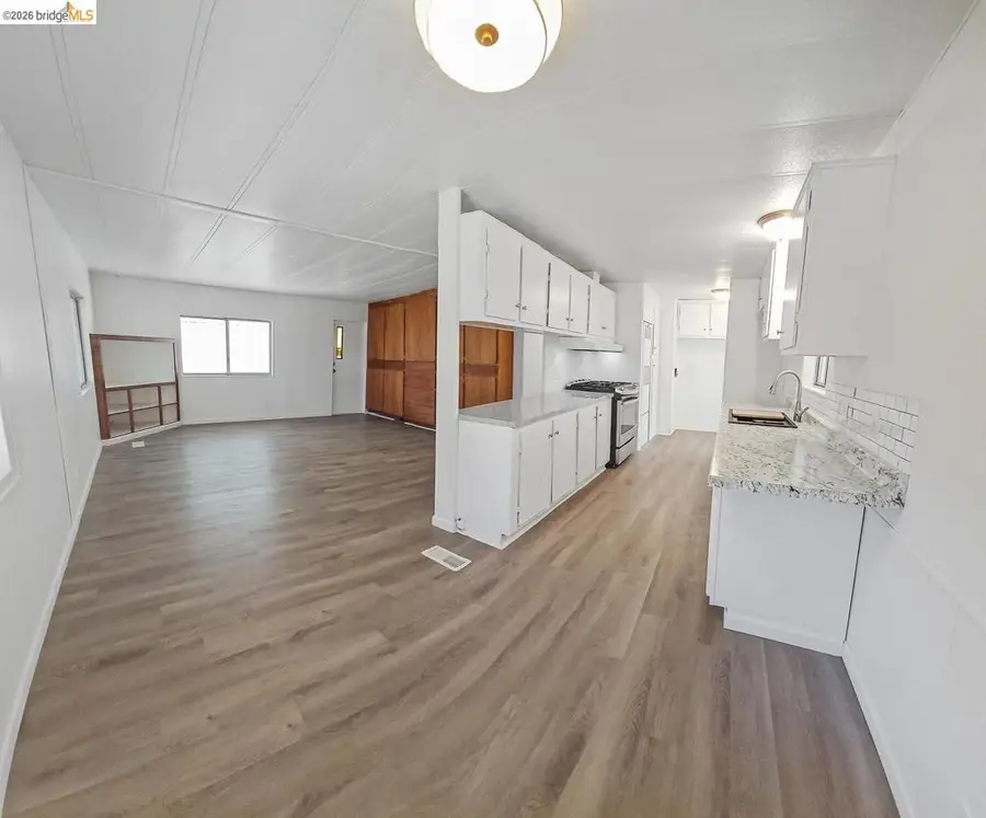 845 Mountain Shadows Blvd, Redding, CA 96003 - #2