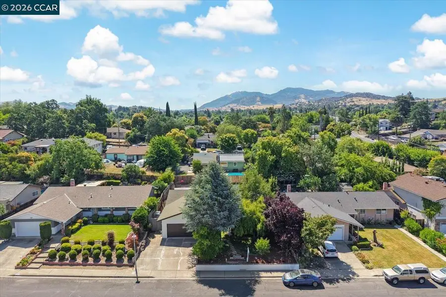 1212 Mcewing Ct, Concord, CA 94521 - #3