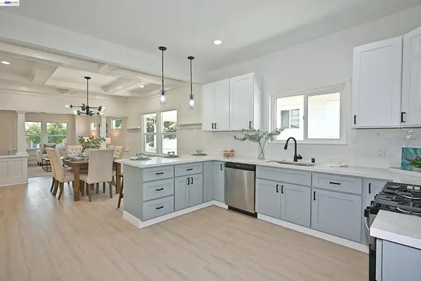3914 Agua Vista St, Oakland, CA 94601