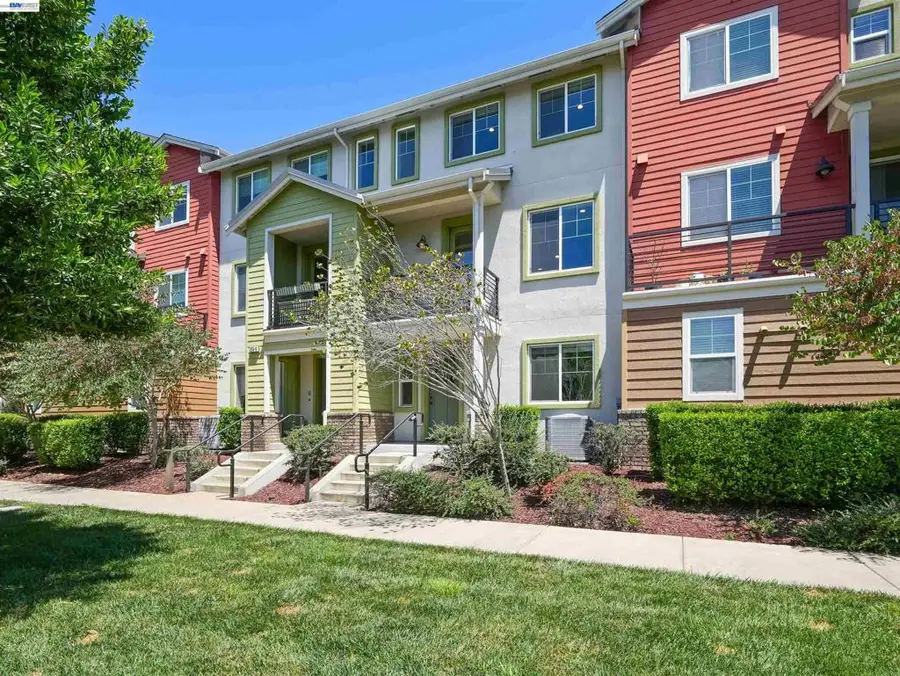 333 Basswood Cmn #8, Livermore, CA 94551 - #2