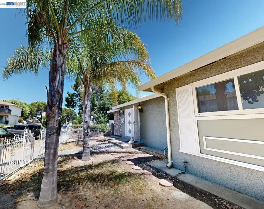 240 Richfield Dr, San Jose, CA 95129 - #2