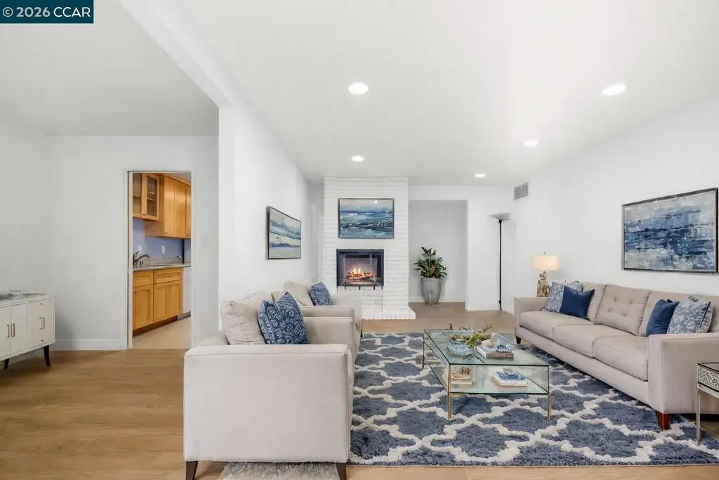 651 Moraga Rd #13, Moraga, CA 94556 - #1