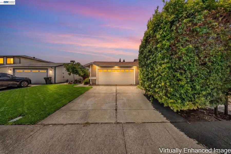 1718 Daniel Ct, Fairfield, CA 94533 - #3