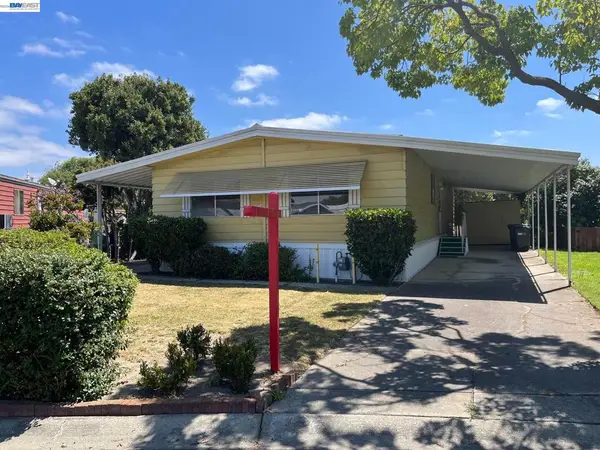 29000 Guildhall Rd, Hayward, CA 94544