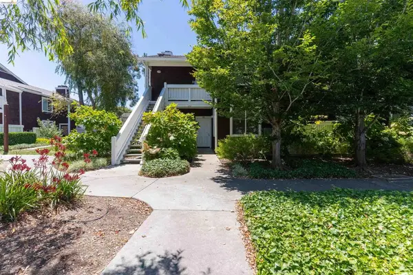 211 Bayside Ct, Richmond, CA 94804