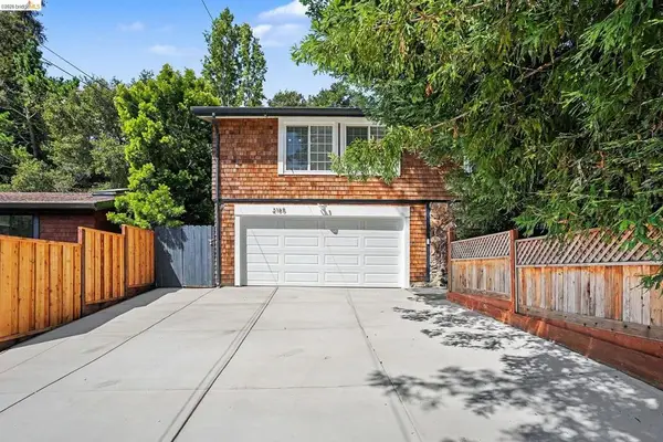 2185 Trafalgar Pl, Oakland, CA 94611