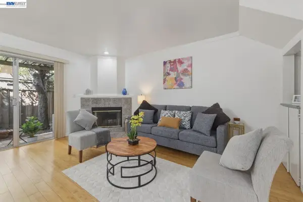 20153 Forest Ave #9, Castro Valley, CA 94546