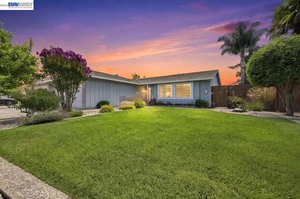 854 Hanover St, Livermore, CA 94551