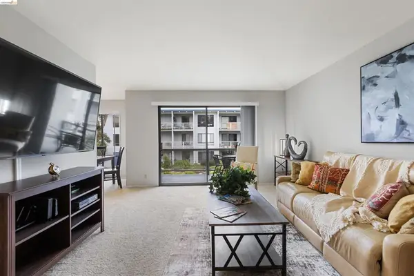 8 Captain Drive #E356, Emeryville, CA 94608