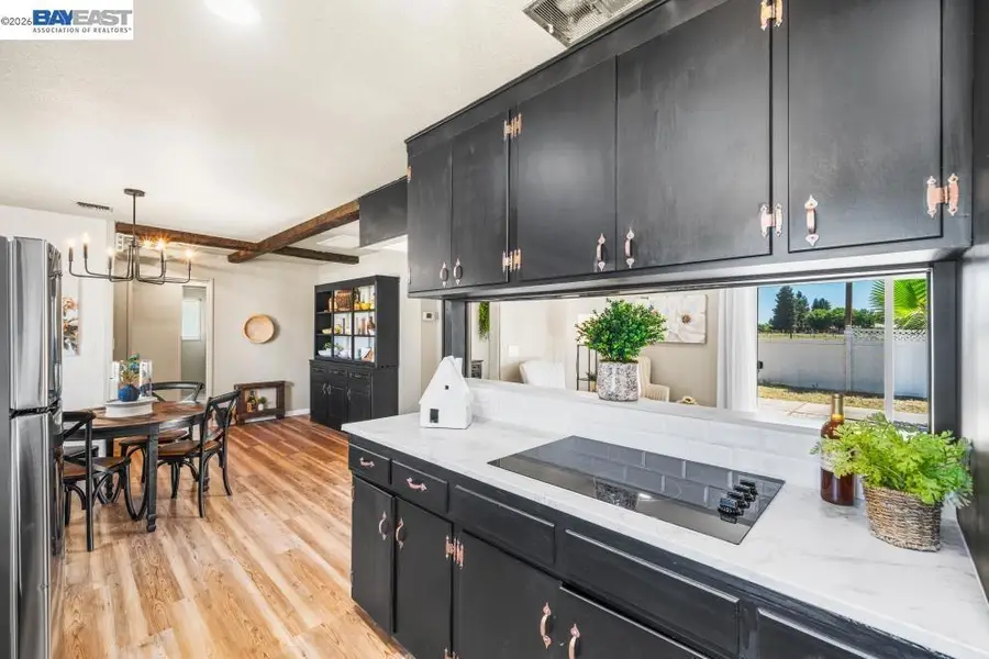 10818 E Whitmore Avenue, Hughson, CA 95326 - #3