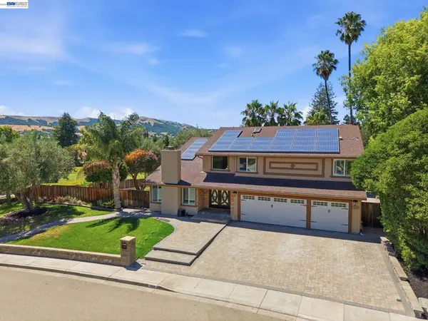 3309 Burning Tree Dr, San Ramon, CA 94583