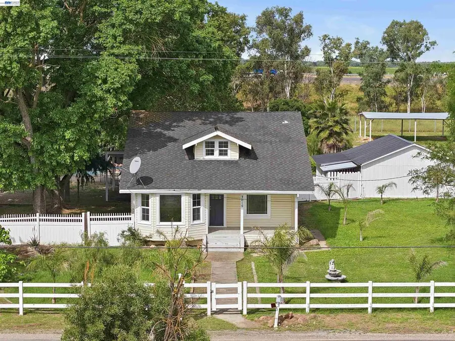 3015 Point Pleasant Rd, Elk Grove, CA 95757 - #2