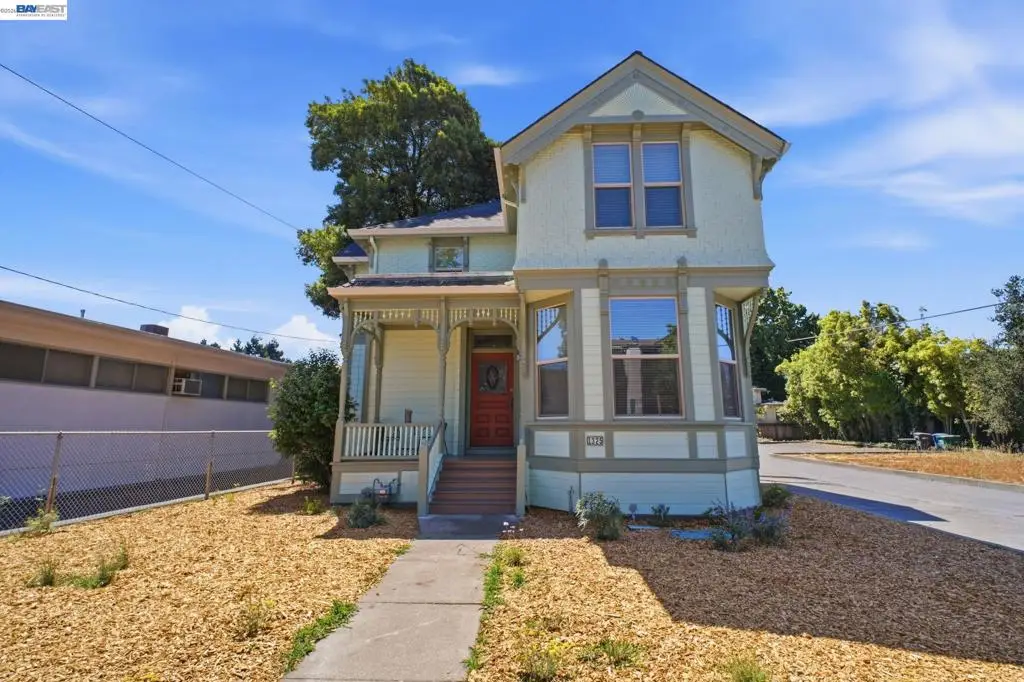 1325 B St, Hayward, CA 94541 - #1