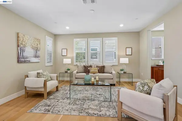2836 Stringham Way, Dublin, CA 94568