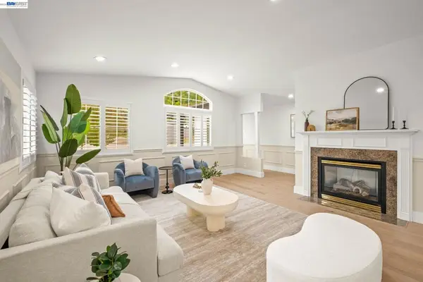 11 Rudgear Dr, Walnut Creek, CA 94596