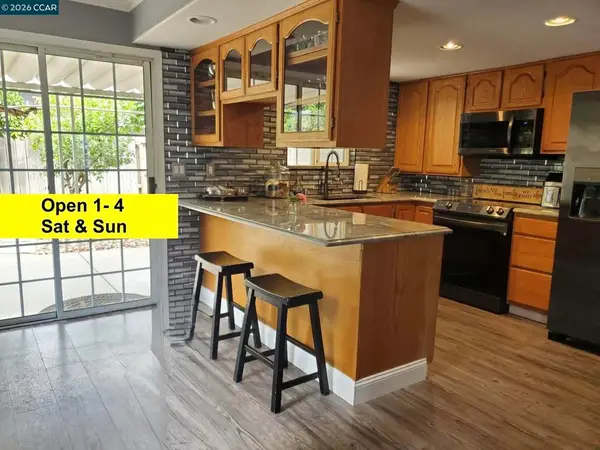 552 Redwood Dr, Vacaville, CA 95687