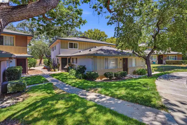 2125 Arroyo Ct #2, Pleasanton, CA 94588