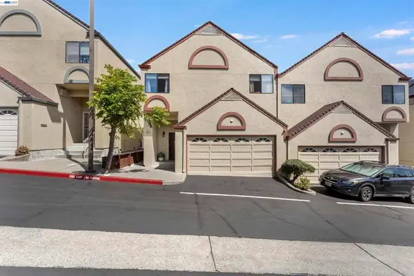 903 Appian Knoll Ct, El Sobrante, CA 94803
