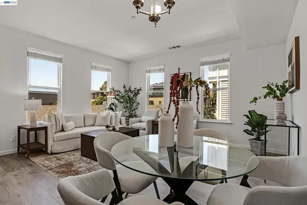 3816 Pioneer Ter, Fremont, CA 94555