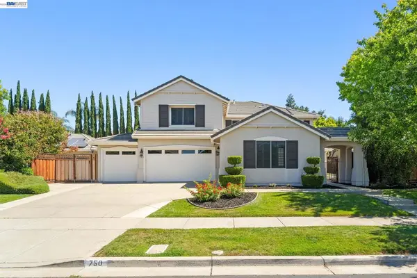 750 Trinity Hills Ln, Livermore, CA 94550