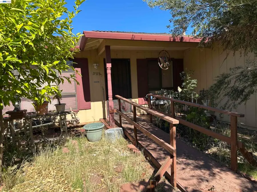 1988 Calaveras Dr, Pittsburg, CA 94565 - #2