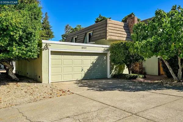 1952 Oak Grove Rd, Walnut Creek, CA 94598