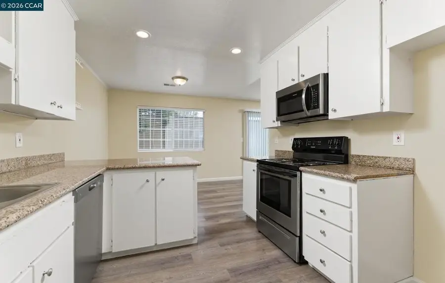 3275 Madrone St, Antioch, CA 94509 - #3